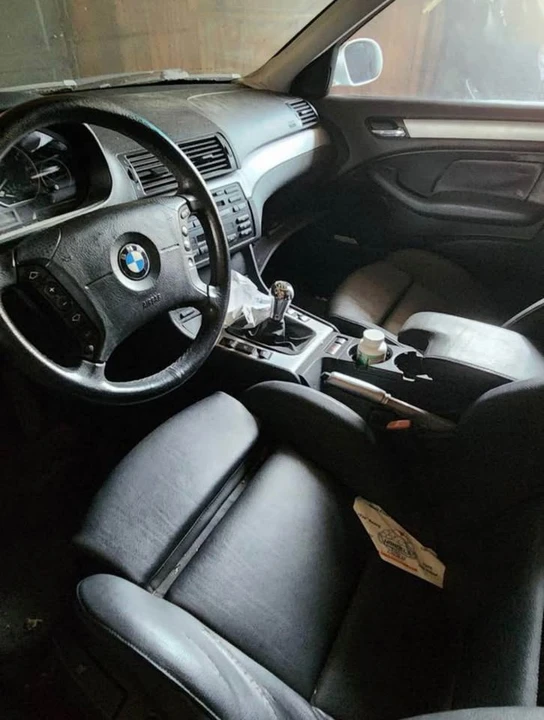 2001 BMW E46 330i & 330Ci - Image 2 of 9
