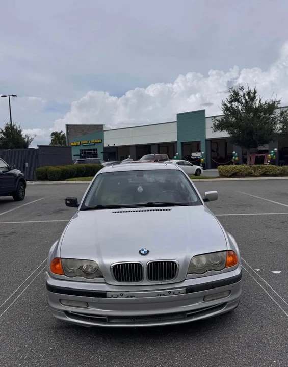 2001 BMW E46 330i & 330Ci - Image 3 of 6