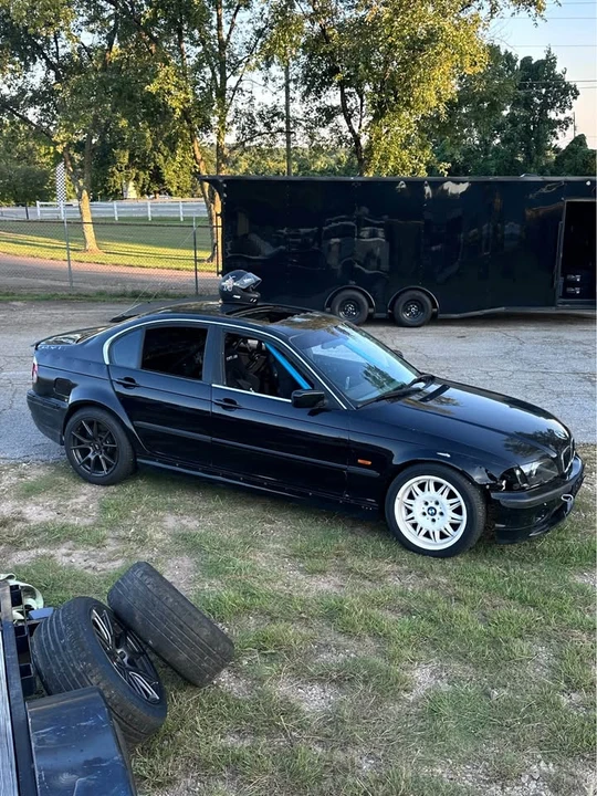 2001 BMW E46 330i & 330Ci - Image 6 of 6