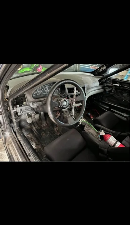 2001 BMW E46 330i & 330Ci - Image 3 of 6