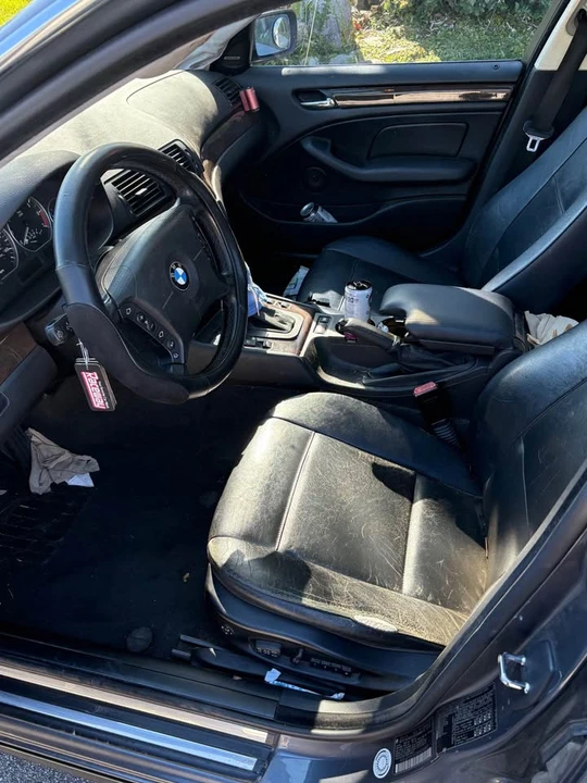 2001 BMW E46 330i & 330Ci - Image 8 of 10