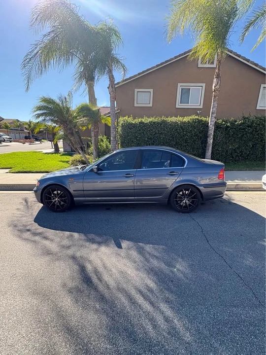 2001 BMW E46 330i & 330Ci - Image 3 of 10