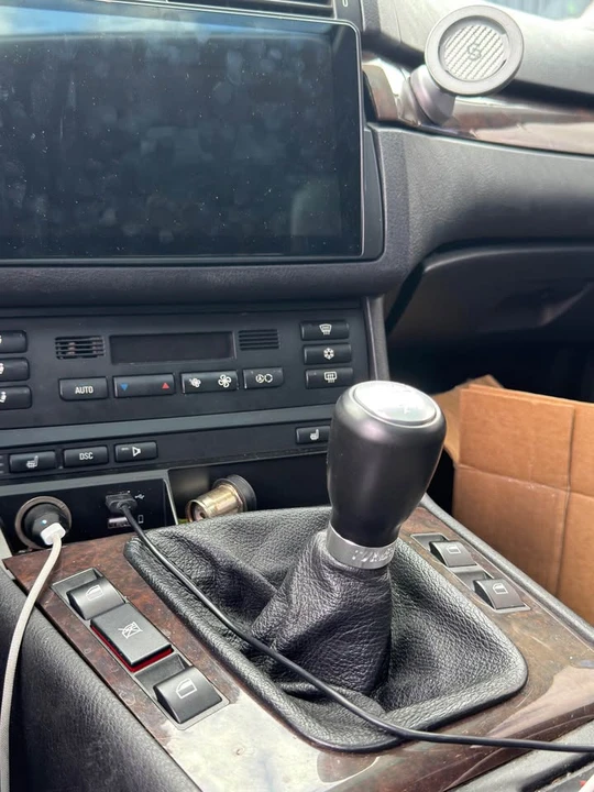 2001 BMW E46 330i & 330Ci - Image 12 of 12