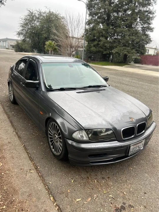 2001 BMW E46 330i & 330Ci - Image 2 of 6