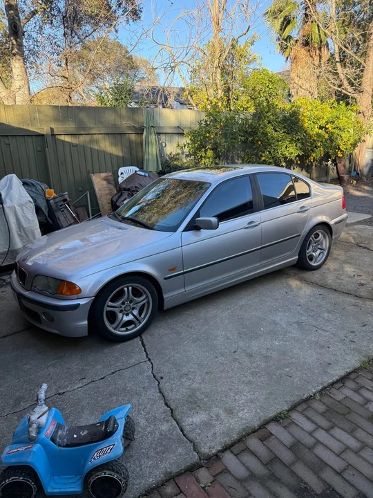 2001 BMW E46 330i & 330Ci - Image 3 of 3