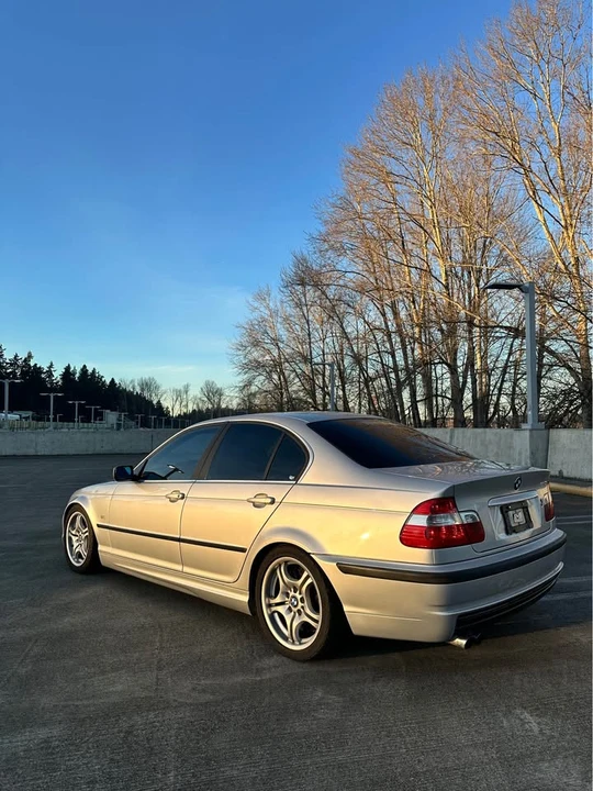 2001 BMW E46 330i & 330Ci - Image 3 of 20