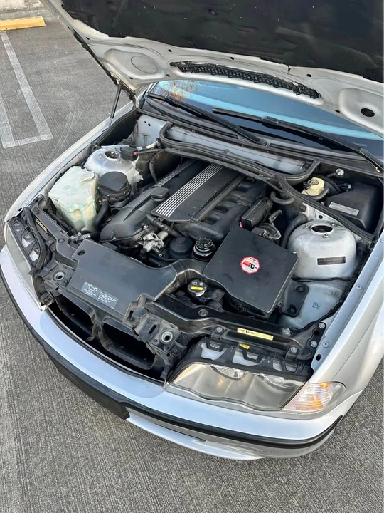 2001 BMW E46 330i & 330Ci - Image 18 of 20