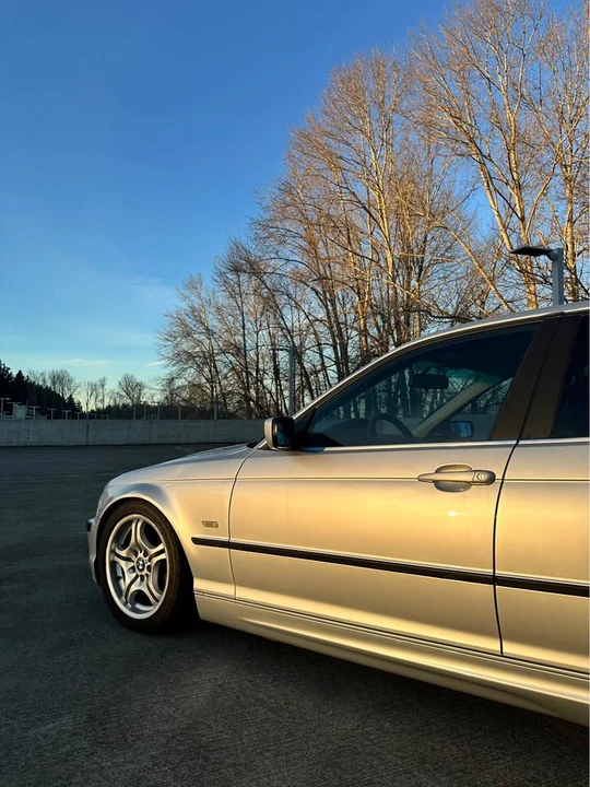 2001 BMW E46 330i & 330Ci - Image 7 of 20