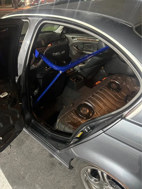 2001 BMW E46 330i & 330Ci - Image 8 of 8