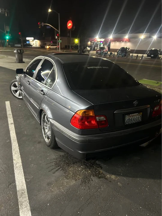 2001 BMW E46 330i & 330Ci - Image 3 of 8