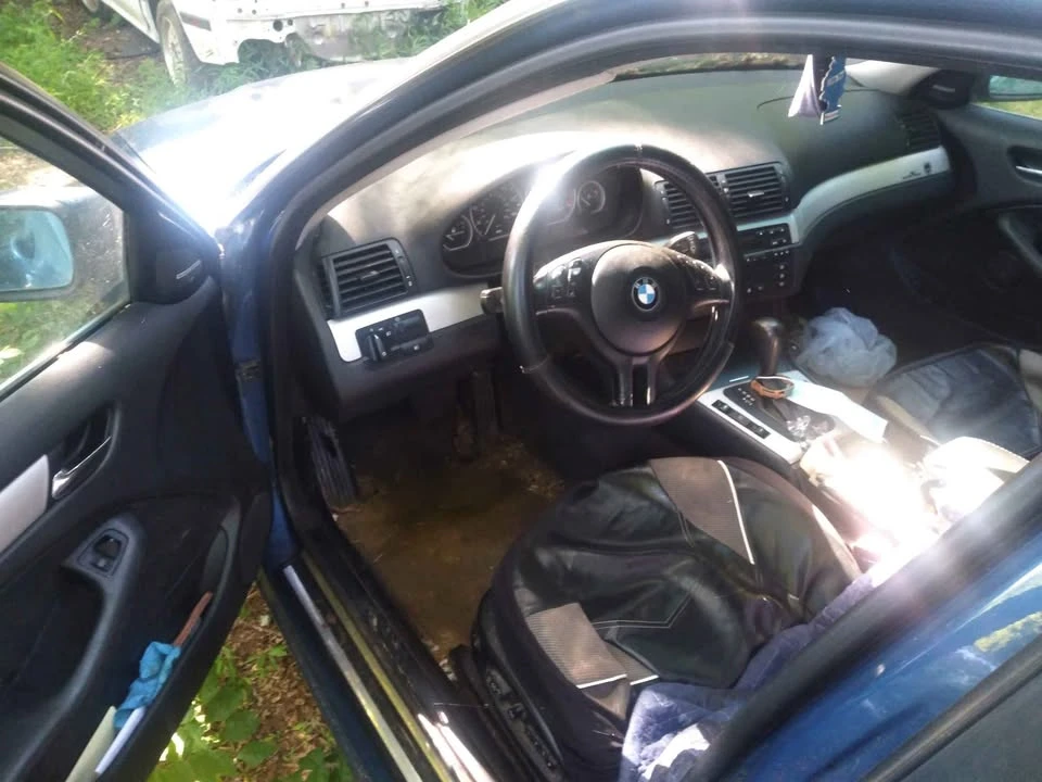2001 BMW E46 330i & 330Ci - Image 2 of 13