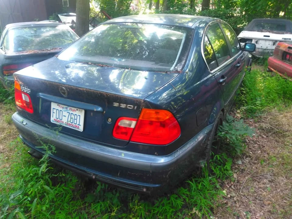 2001 BMW E46 330i & 330Ci - Image 3 of 13