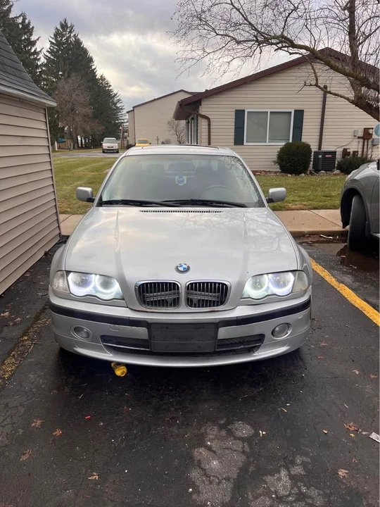 2001 BMW E46 330i & 330Ci - Image 2 of 6
