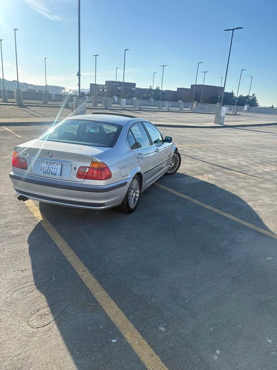 2001 BMW E46 330i & 330Ci - Image 5 of 16