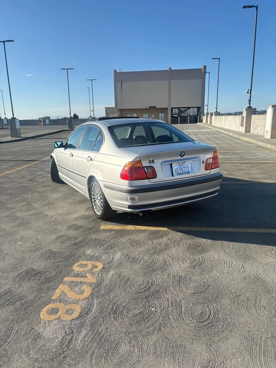 2001 BMW E46 330i & 330Ci - Image 4 of 16