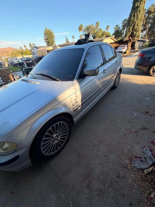 2001 BMW E46 330i & 330Ci - Image 3 of 8