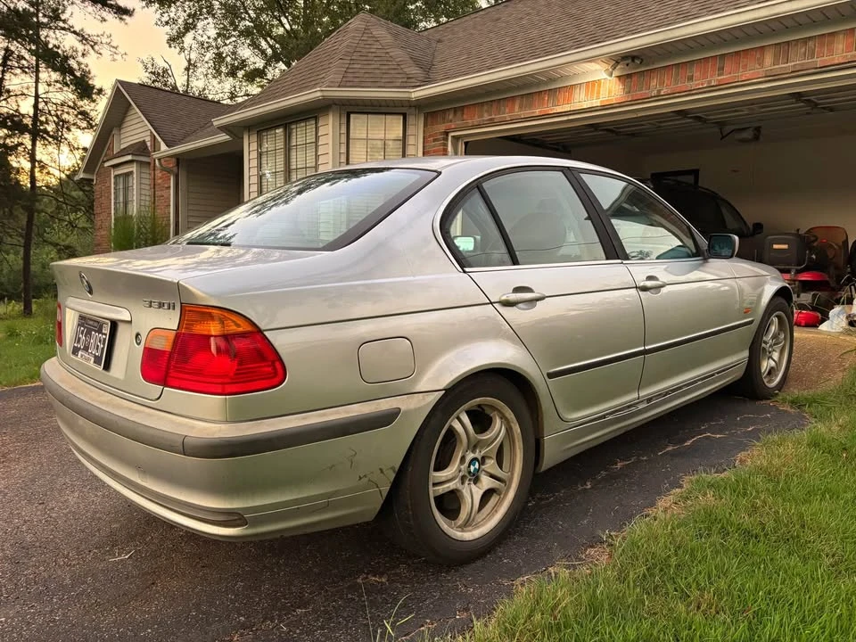 2001 BMW E46 330i & 330Ci - Image 3 of 4