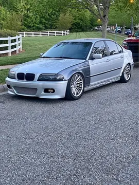 2001 BMW 3 Series 330i Sedan 4D