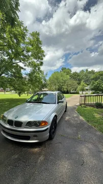 2001 BMW 3 Series 330i Sedan 4D