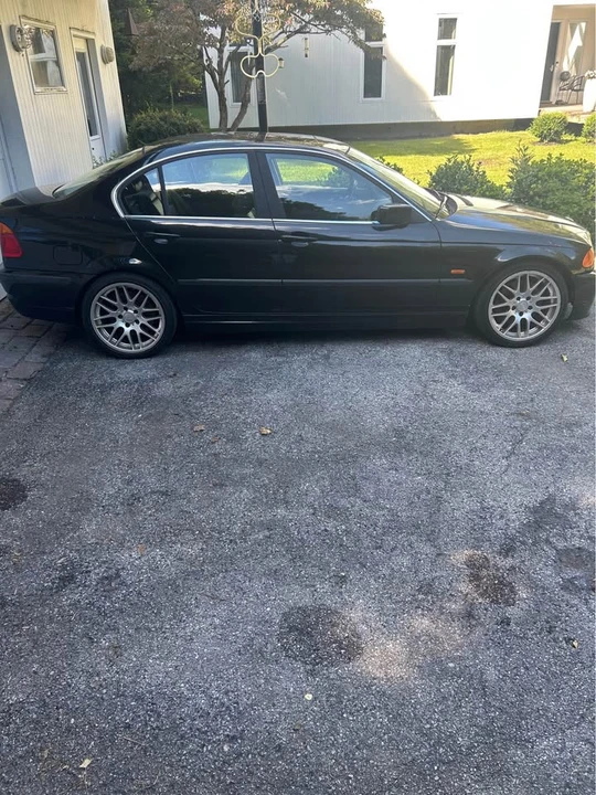 2001 BMW E46 330i & 330Ci - Image 2 of 11
