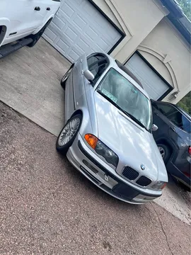 2001 BMW 3 Series 330i Sedan 4D