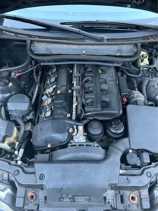 2001 BMW E46 330i & 330Ci - Image 7 of 11