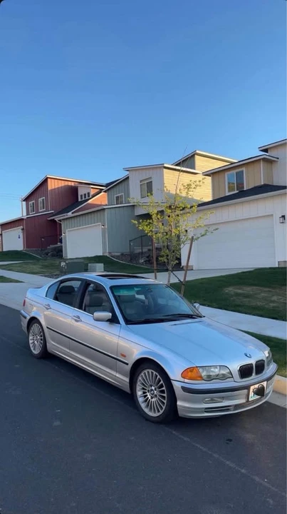 2001 BMW E46 330i & 330Ci - Image 4 of 5