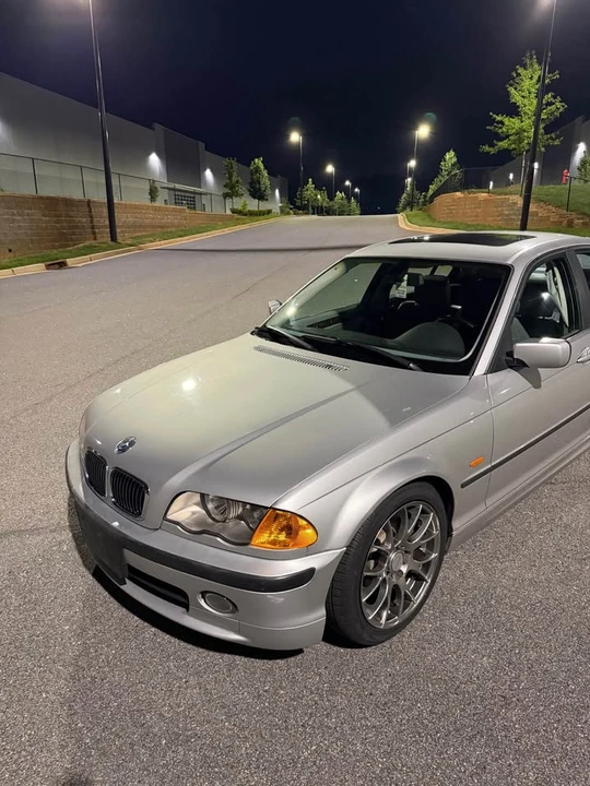 2001 BMW E46 330i & 330Ci - Image 2 of 7