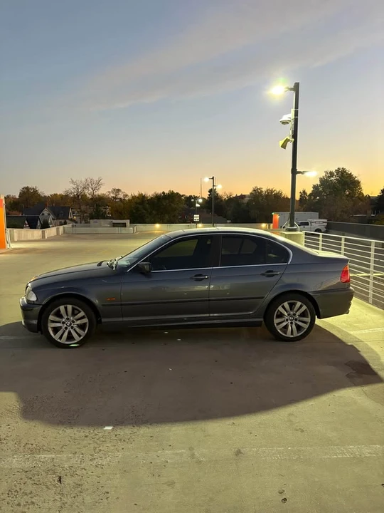 2001 BMW E46 330i & 330Ci - Image 4 of 8