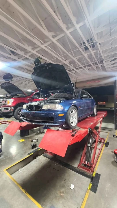 2001 BMW E46 330i & 330Ci - Image 8 of 14