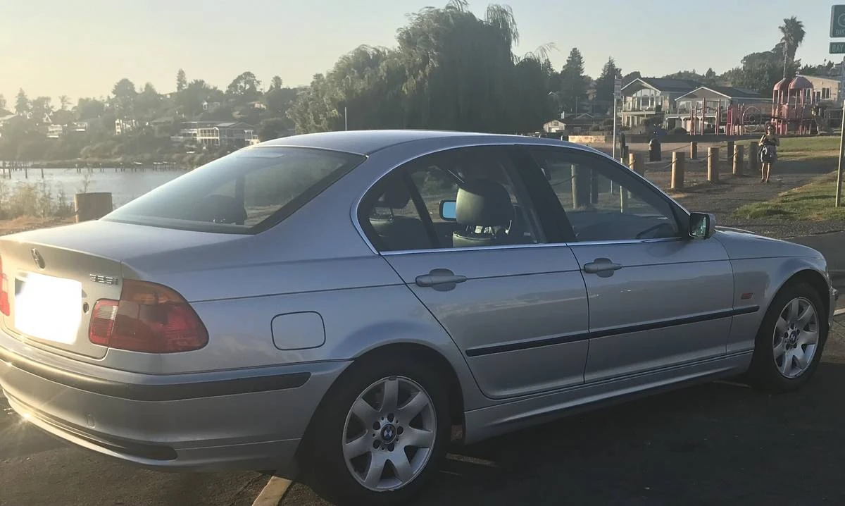 2001 BMW E46 3 Series - Image 2 of 11