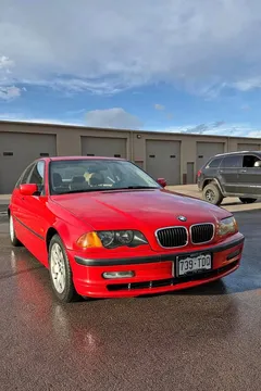 2001 BMW 325i Sedan