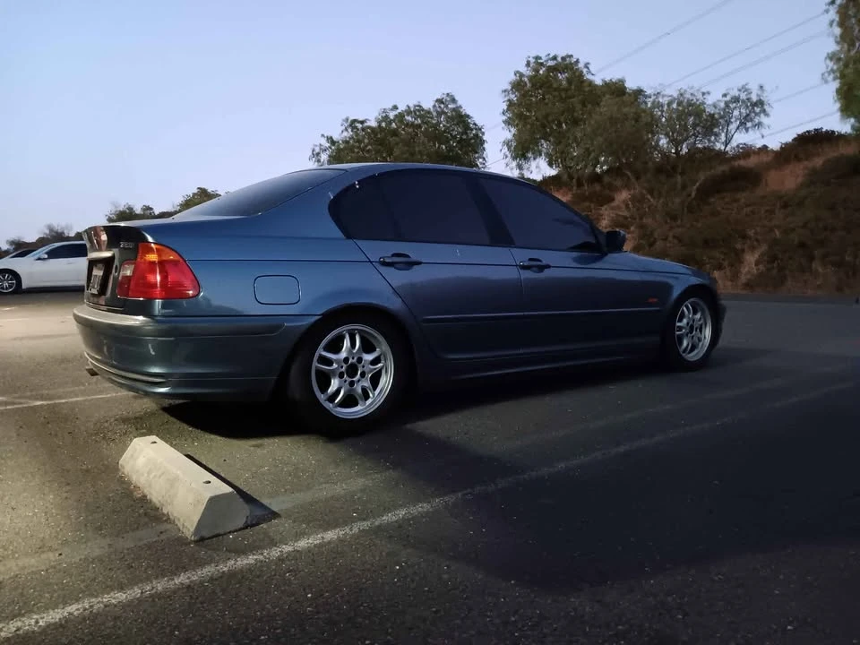 2001 BMW E46 3 Series - Image 3 of 4