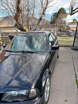 2001 BMW 325i Sedan