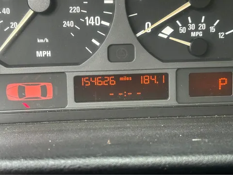 2001 BMW 325i Sedan