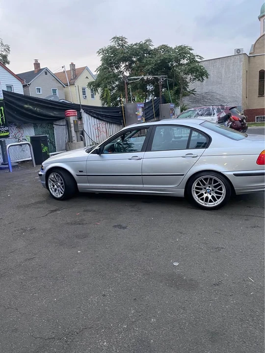 2001 BMW E46 3 Series - Image 2 of 14