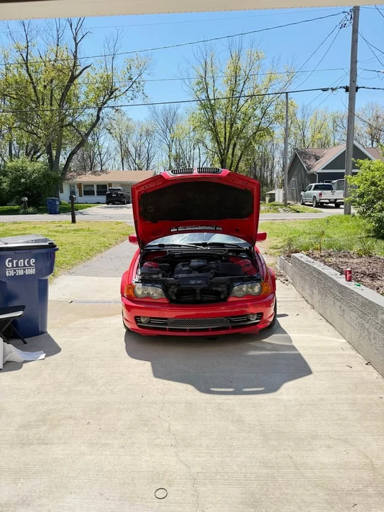 2001 BMW E46 330i & 330Ci - Image 3 of 5