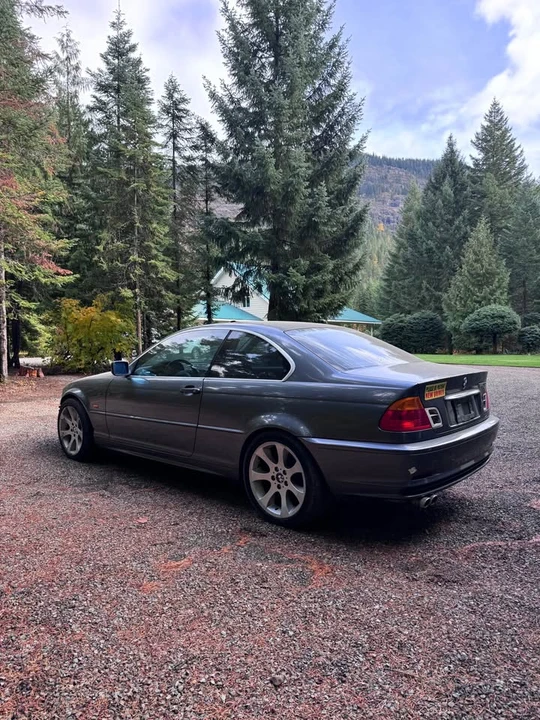 2001 BMW E46 330i & 330Ci - Image 2 of 5