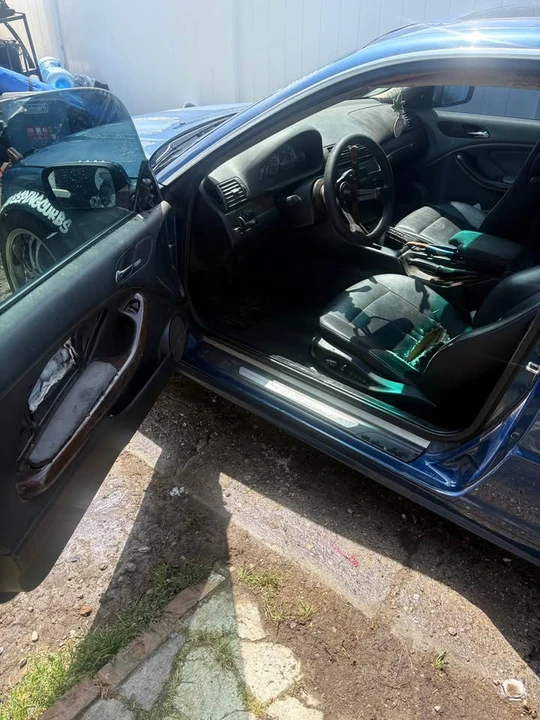 2001 BMW E46 330i & 330Ci - Image 6 of 8