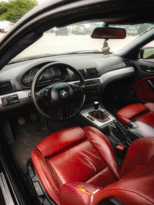 2001 BMW E46 330i & 330Ci - Image 7 of 11