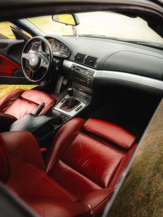 2001 BMW E46 330i & 330Ci - Image 8 of 11