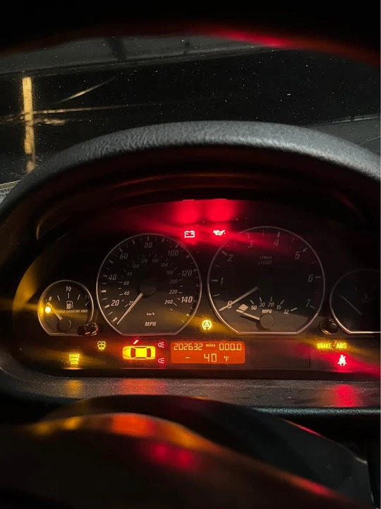 2001 BMW E46 330i & 330Ci - Image 7 of 11
