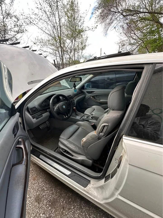 2001 BMW E46 330i & 330Ci - Image 8 of 8