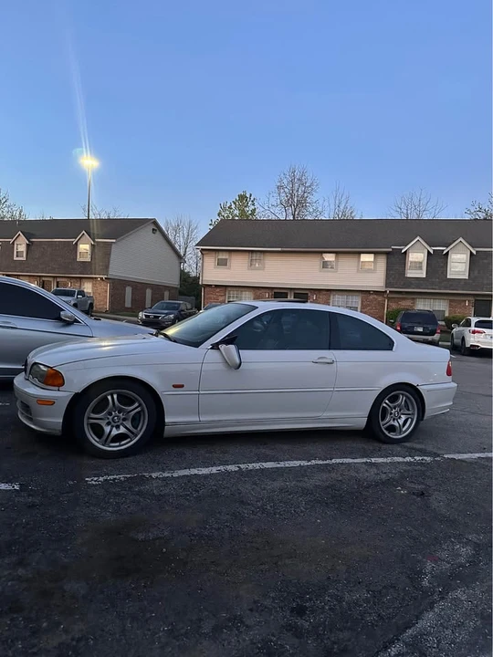 2001 BMW E46 330i & 330Ci - Image 4 of 8