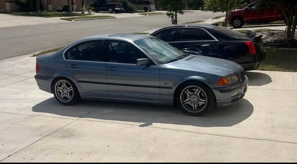 2001 BMW E46 330i & 330Ci - Image 12 of 13