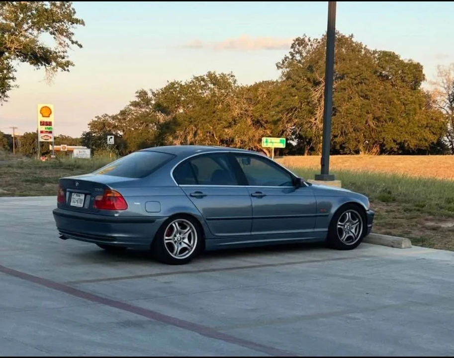 2001 BMW E46 330i & 330Ci - Image 11 of 13