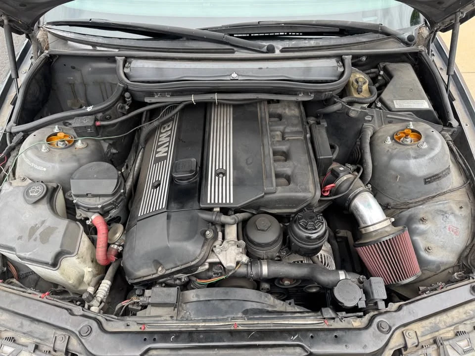 2001 BMW E46 330i & 330Ci - Image 9 of 9