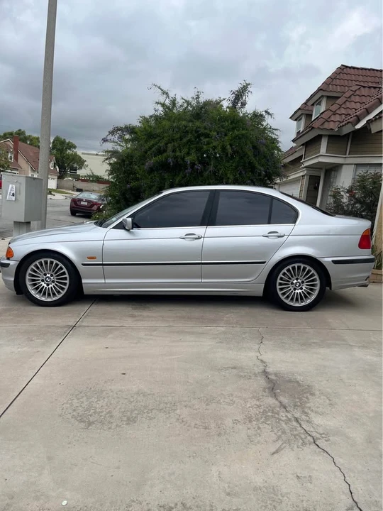 2001 BMW E46 330i & 330Ci - Image 2 of 11