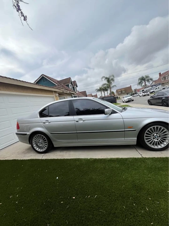 2001 BMW E46 330i & 330Ci - Image 3 of 11