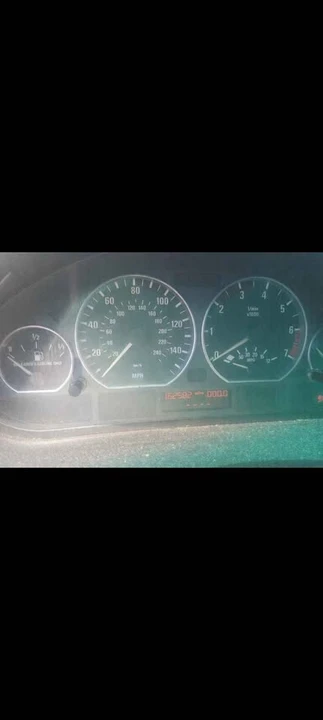 2001 BMW E46 330i & 330Ci - Image 6 of 6
